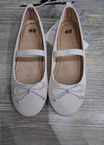 H&M H&M Çocuk Babet iç etiketi 185