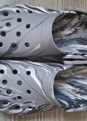 Crocs Crocs Siyah Terlik 37-38 iç etiketi 240