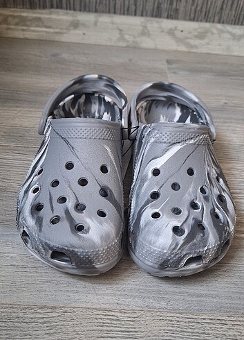 37,5 Beden siyah Renk Crocs Siyah Terlik 37-38 iç etiketi 240
