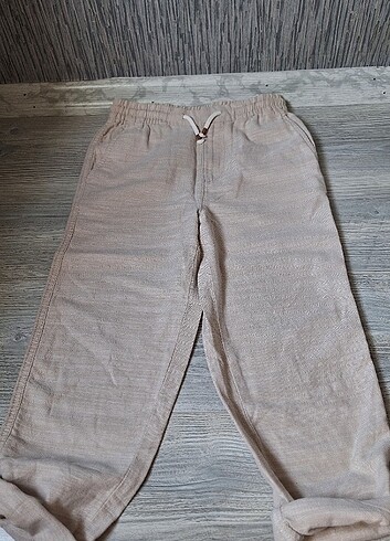 H&M Bu sezon ürünü Pantolun 9-10 yaş