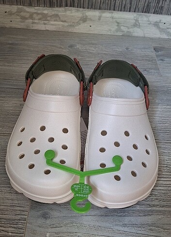 Crocs Beyaz Terlik 38-39 Orijinal ürün iç etiketi 240 Orijinal k