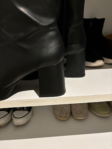 38 Beden siyah Renk Bershka siyah topuklu bot