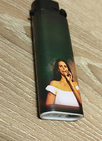  Kana Del Rey Çakmak