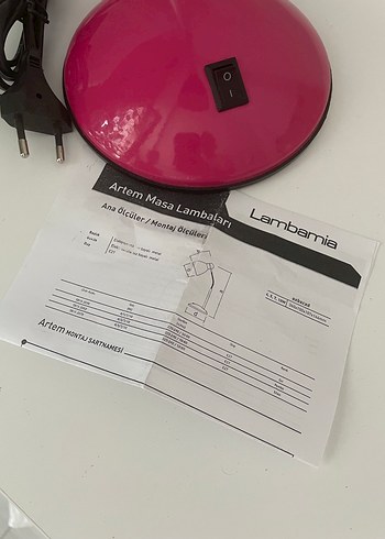 Rampage Pembe masa lambası