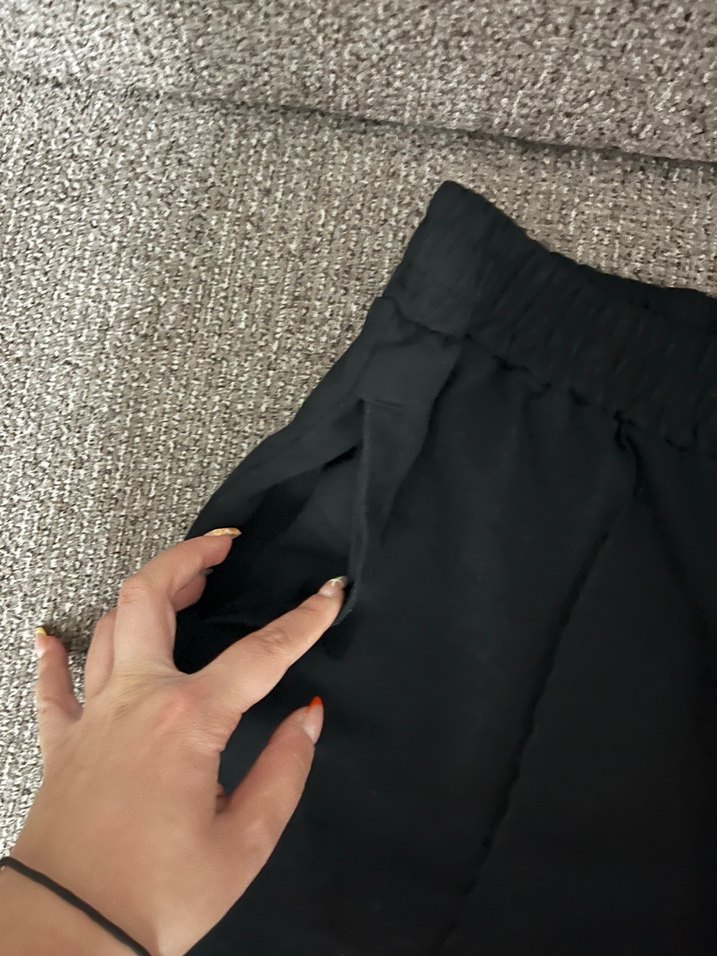 Siyah Kadın Spor Düz Kesim Şort - Görsel 5