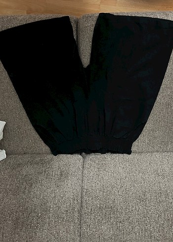 Siyah Keten Rahat Kesim Kadın Şort - Görsel 7