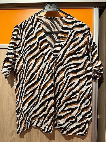 Zebra Çizgili Bluz