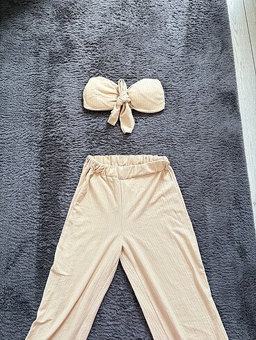 xs Beden Crop Pantolon Takımı