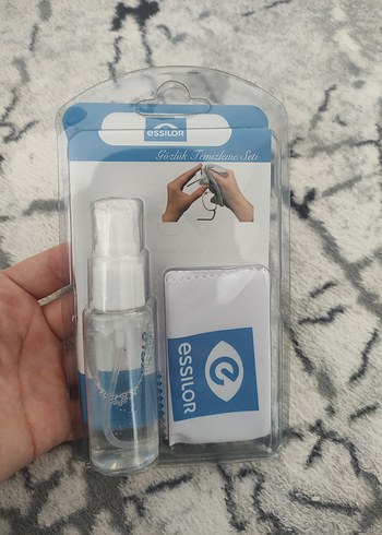 Essilor Gözlük Temizleme Seti Beyaz