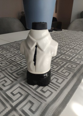 Gri Kravat Desenli Beyaz Tuzluk