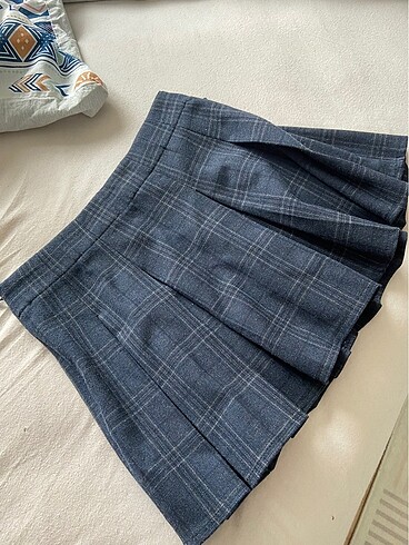 Pull bear pileli etek