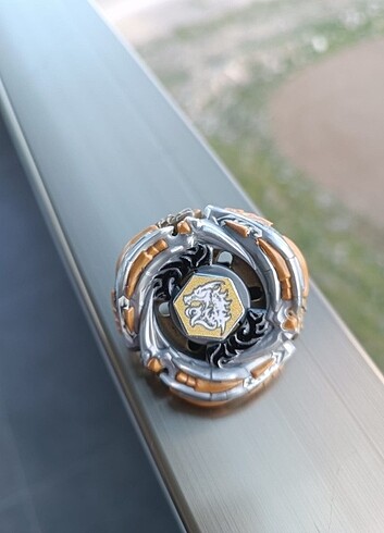 Beyblade Mete o ldrago 