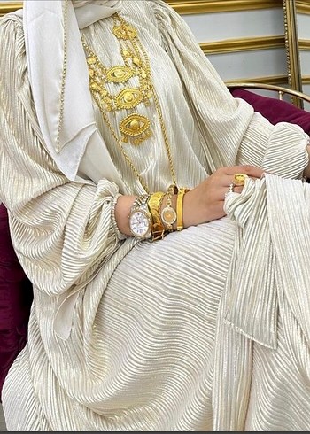 Leyla aydınlık tasarım özel dikim Altın Renkli, Pileli, abiye