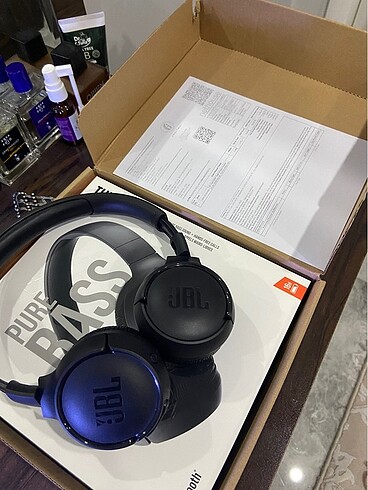 JBL TUNE560BT ORJİNAL KABLOSUZ KULAKÜSTÜ KULAKLIK