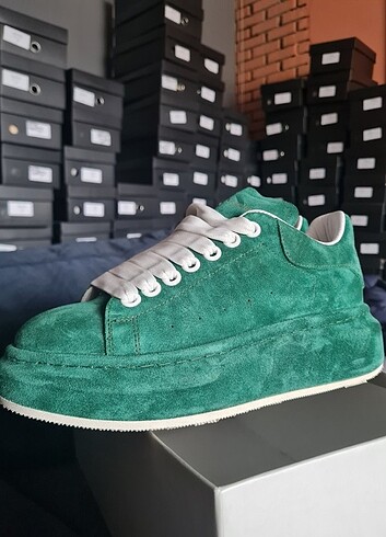 Alexander McQueen McQUEEN Sneaker