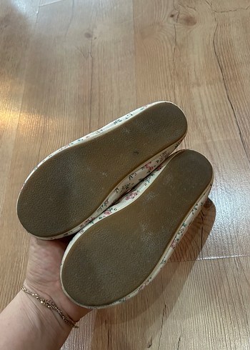 Çiçek Desenli Kız Babet Ayakkabı - Görsel 2