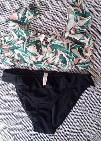 Suwen Bikini