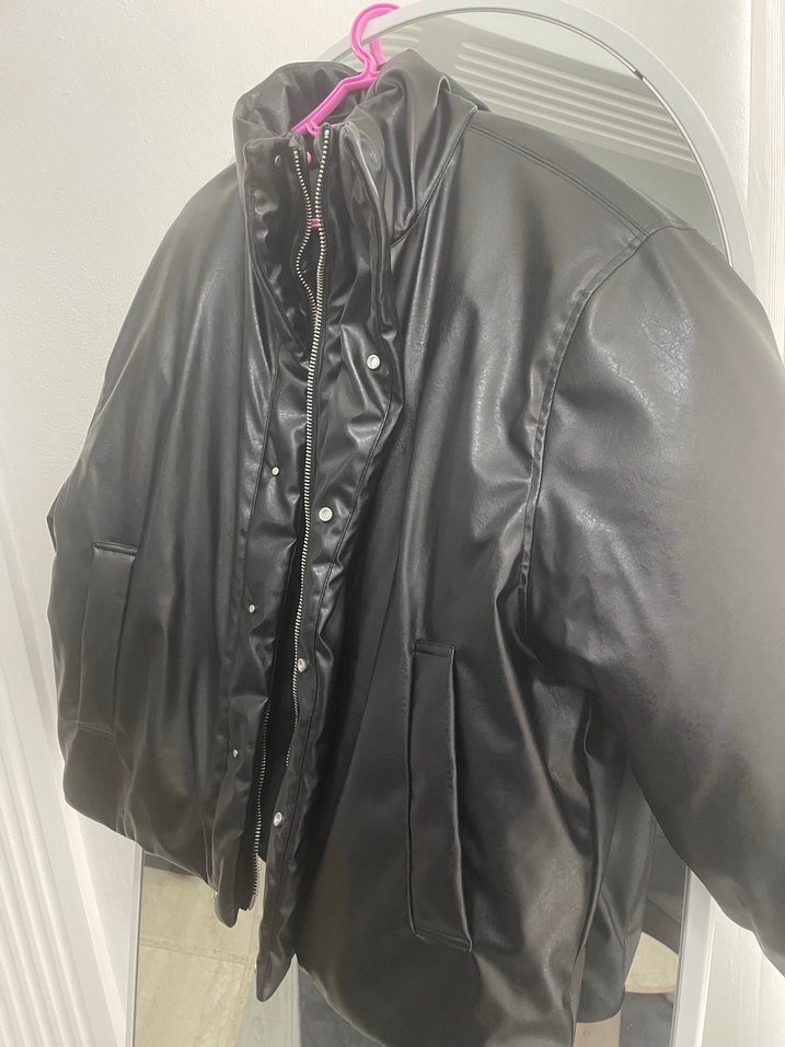 Zara şişme mont - Görsel 3