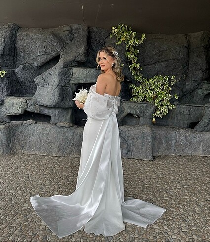Söz, Nişan veya Nikah Elbisesi