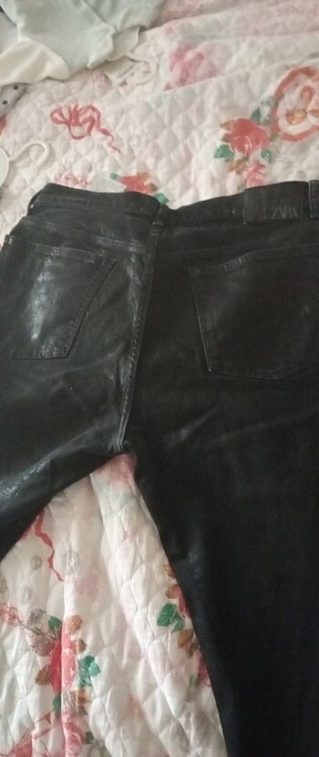 44 Beden siyah Renk Zara pantolon siyah