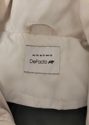 Beyaz Fitilli Kadın Kışlık Mont - Görsel 3