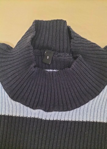 Çizgili Gri Kadın Crop Balıkçı Yaka Triko Kazak - Görsel 2