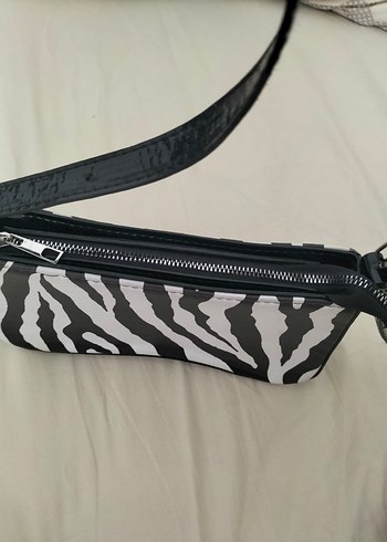 Zebra Desenli Deri Kadın Omuz Çantası - Görsel 3