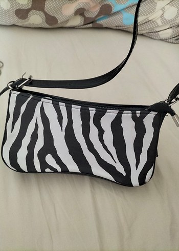Zebra Desenli Deri Kadın Omuz Çantası - Görsel 2