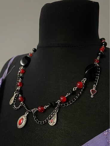 Tasarımcı gothic kolye