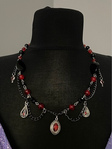 Beden gothic kolye