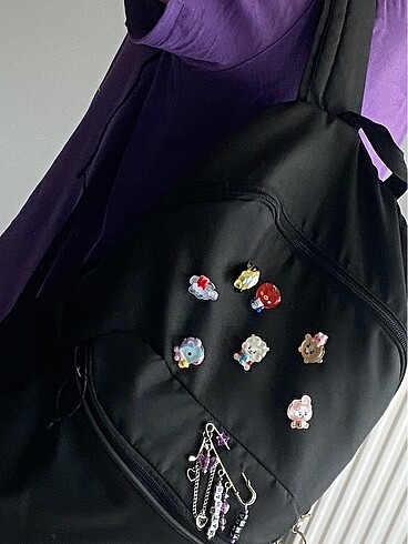 Beden bt21 rozet set
