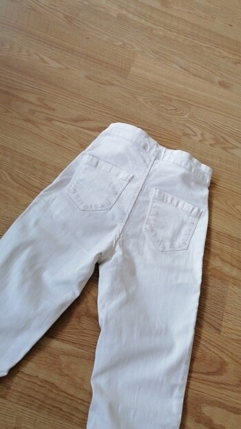 32 Beden beyaz Renk Beyaz skinny Jean 