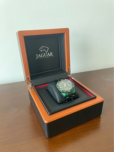 Beden Jaguar Erkek Saat