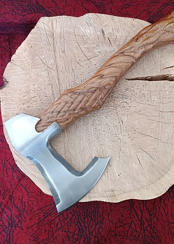 Beden Oyma Detaylı Kamp Baltası
