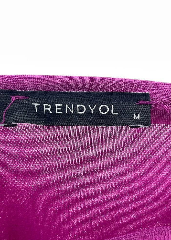 Trendyol & Milla T-shirt %70 İndirimli. - Görsel 4