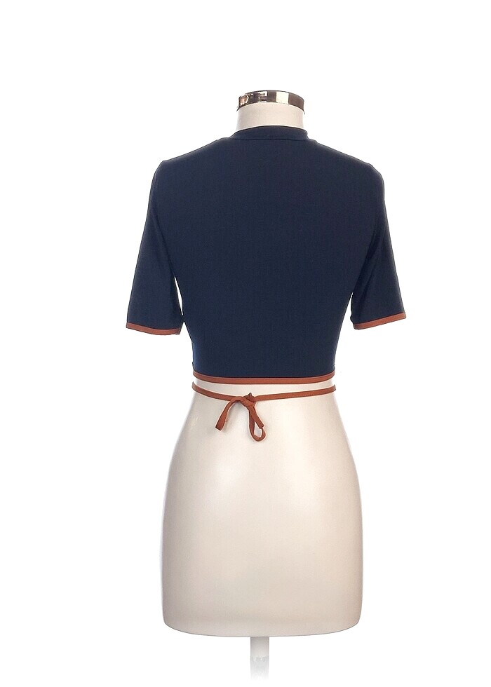 Trendyol & Milla T-shirt %70 İndirimli. - Görsel 3