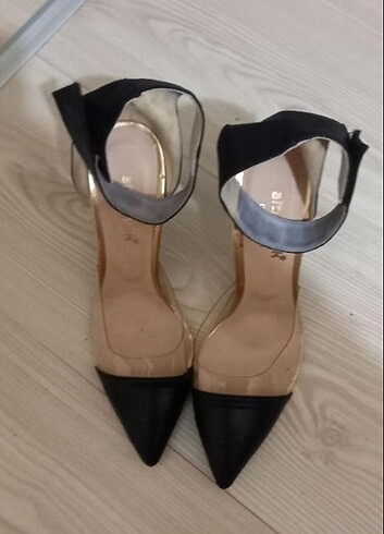 37 Beden Stiletto