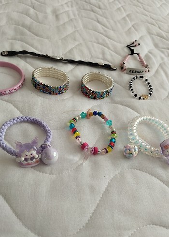 Renkli Boncuklu ve Nakışlı Bohem Bileklikler - Görsel 3