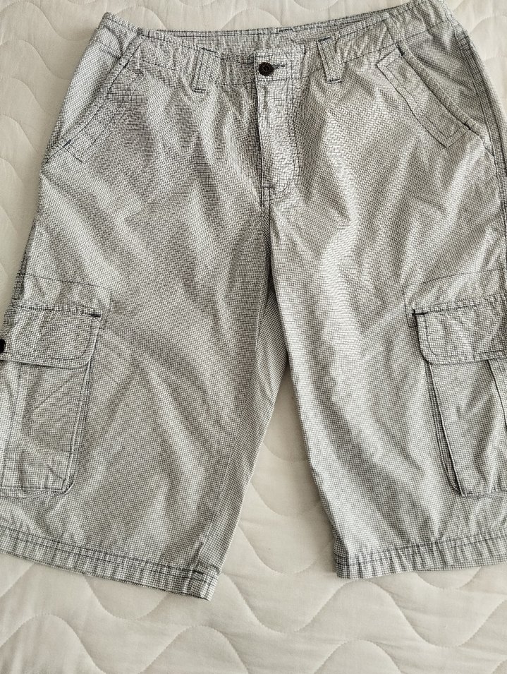 Gri Keten Kemerli Rahat Şort - Görsel 2