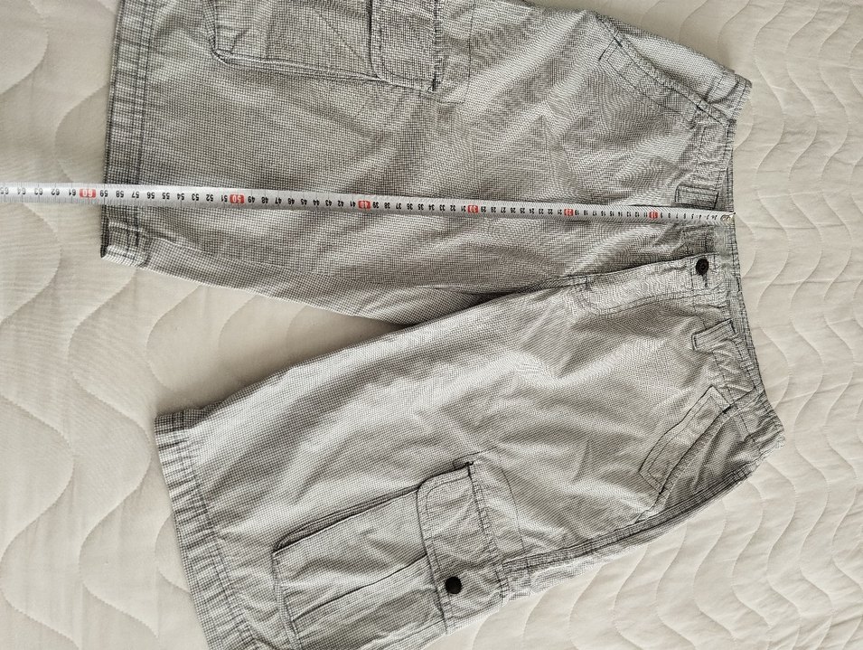 Gri Keten Kemerli Rahat Şort - Görsel 3