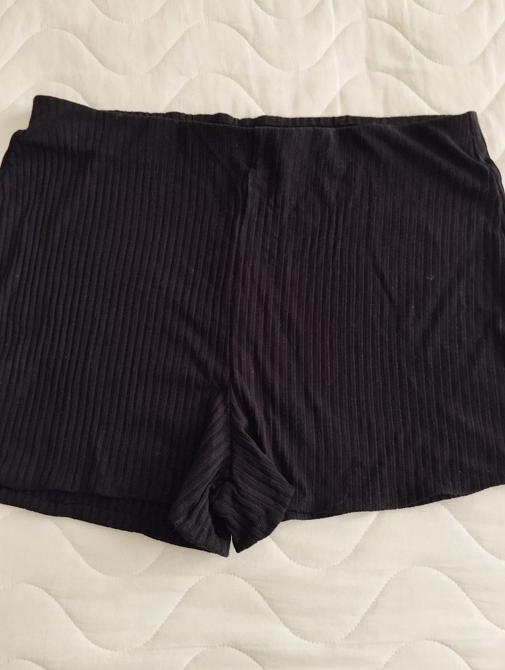 Siyah Fitilli Mini Hamile Şortu - Görsel 2