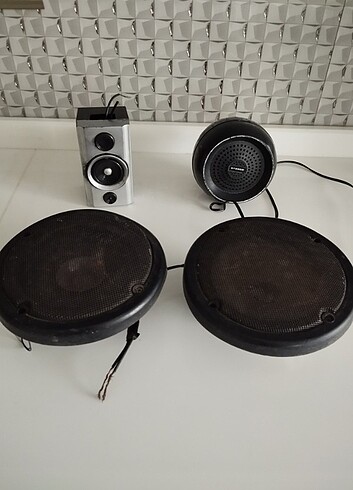 Müzik hoparlörleri