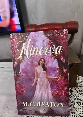 Minerva - M.C. Beaton Kitap