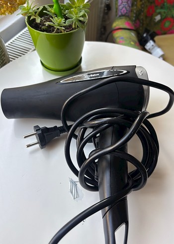 Bosch Bosch 2000W Saç Kurutma Makinesi PHD9760