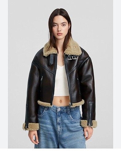 Stradivarius mont