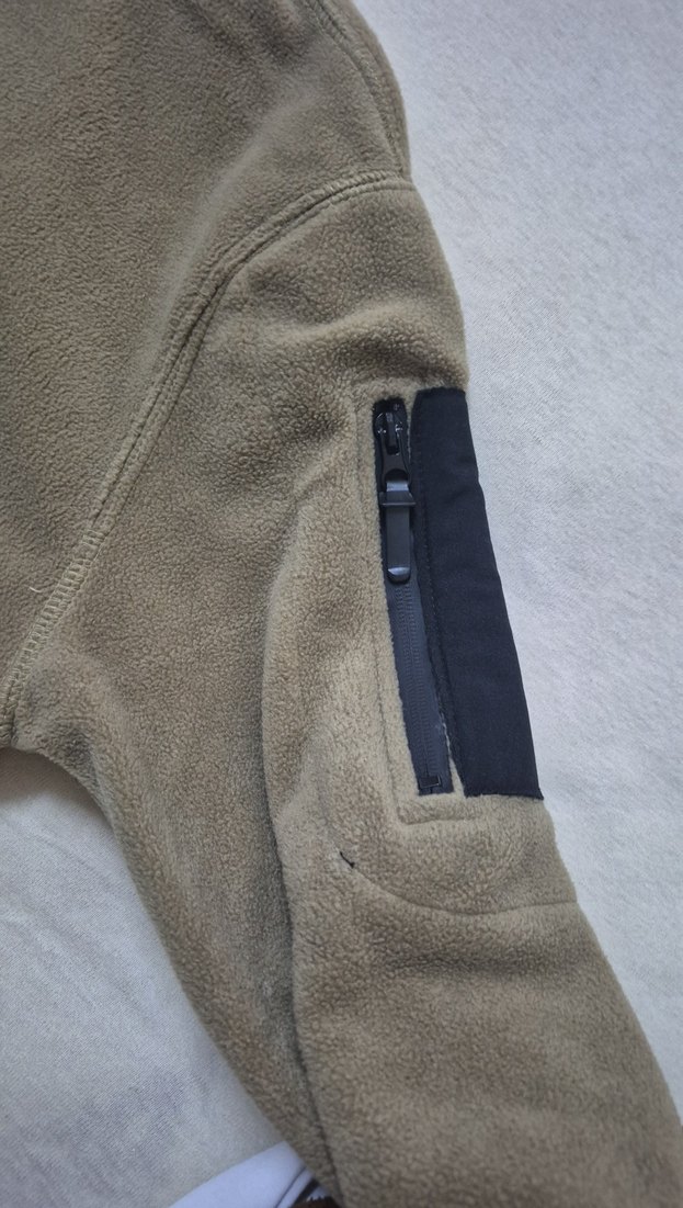 Gri Kapüşonlu Fermuarlı Erkek Polar - Görsel 4