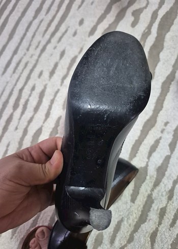 Siyah Tokalı Stiletto Kadın Klasik Ayakkabı - Görsel 4