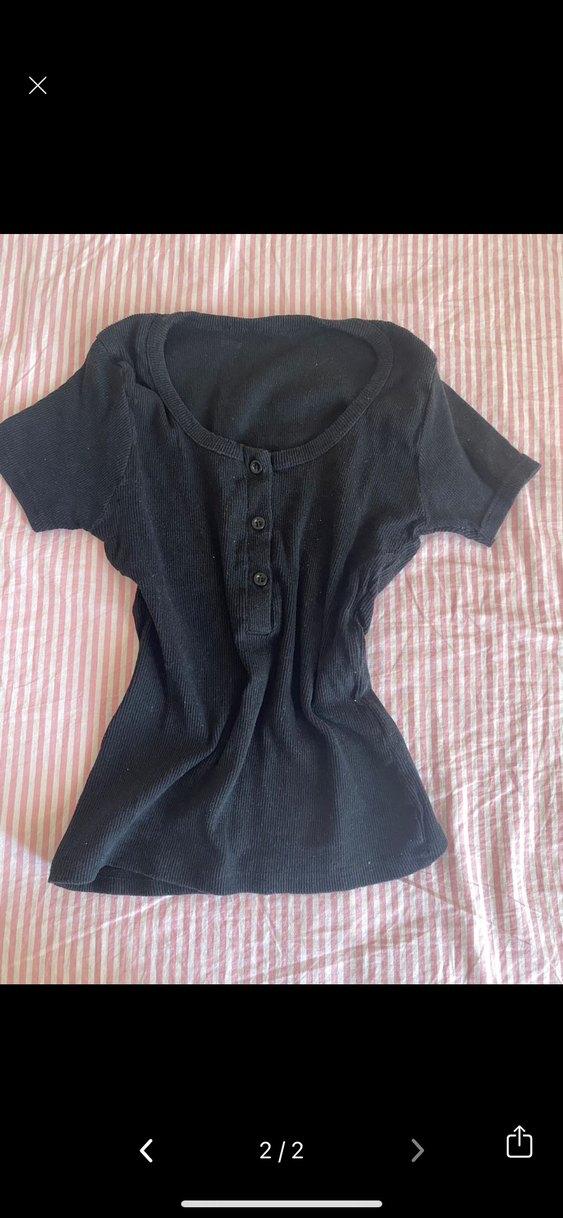 Düğmeli Siyah Kısa Kollu bluz - Görsel 2
