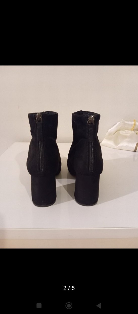 Kadın Siyah Süet Topuklu Botlar - Görsel 2