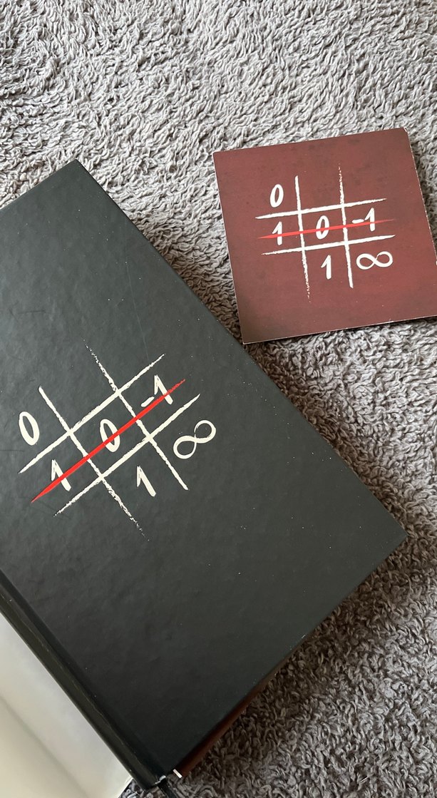 Kimse Gerçek Değil - Zeynep Sey - Görsel 2